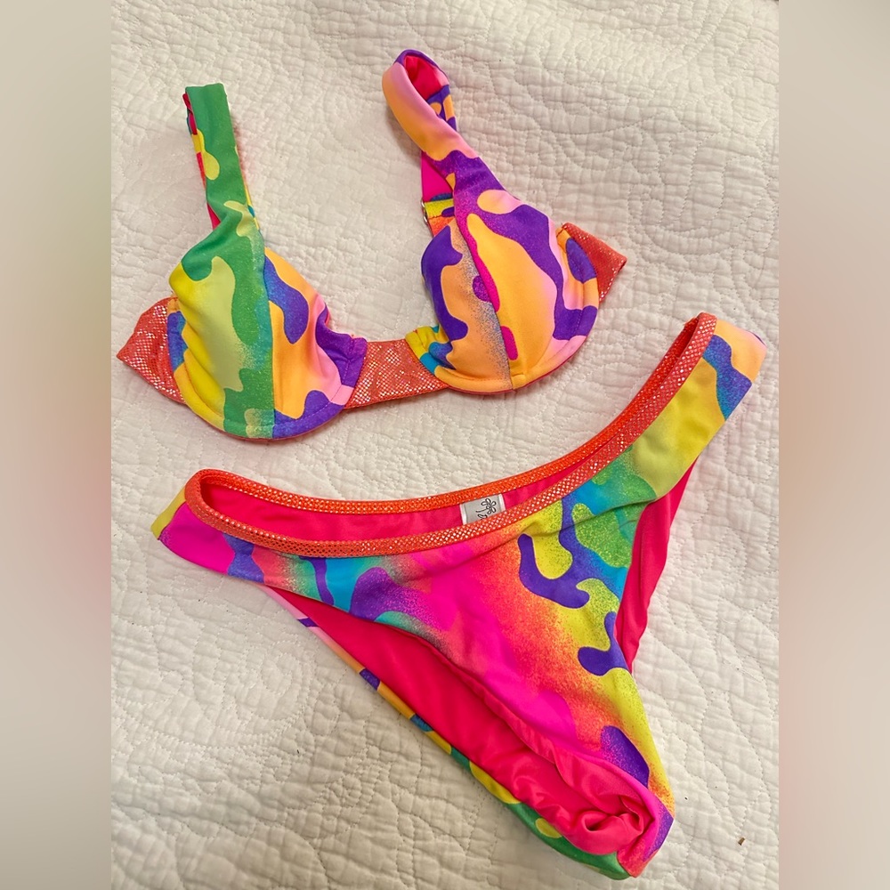 DIPPIN DAISYS BIKINI